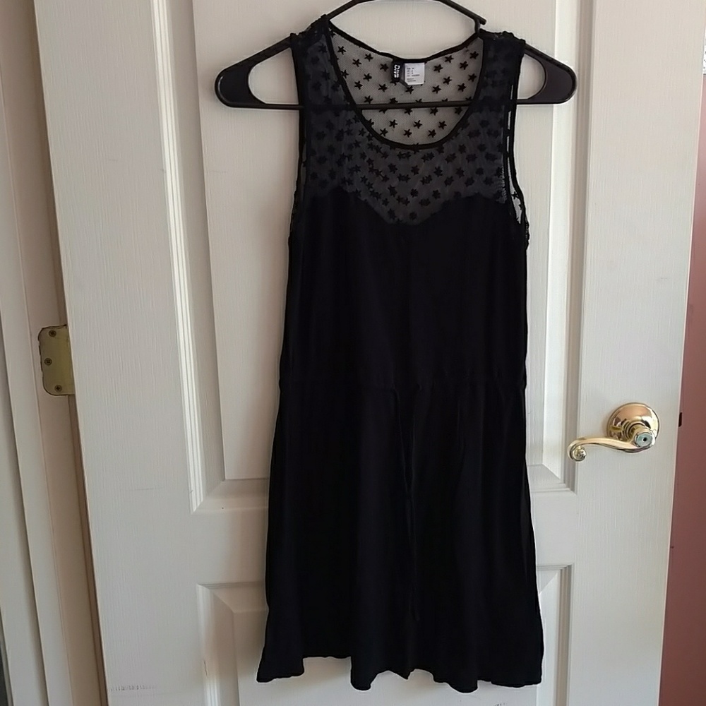 Black Star Mesh-Top with Sweetheart Neckline Dress